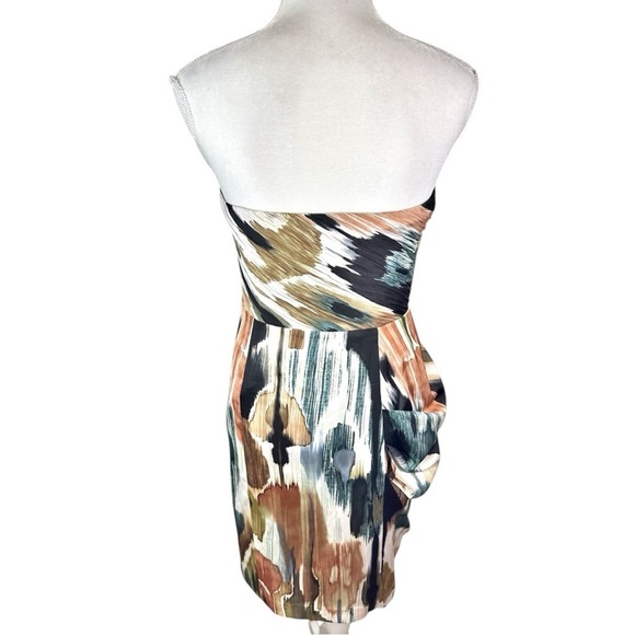 NWT Ann Taylor- Abstract Print Strapless Dress w/ Built In Bra - Size 6 - Picture 5 of 10